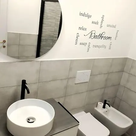 Apartment Host Flora Sanremo