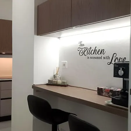 Host Flora * San Remo