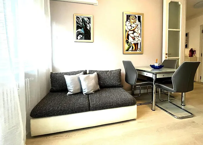 Host Flora דירה סנרמו